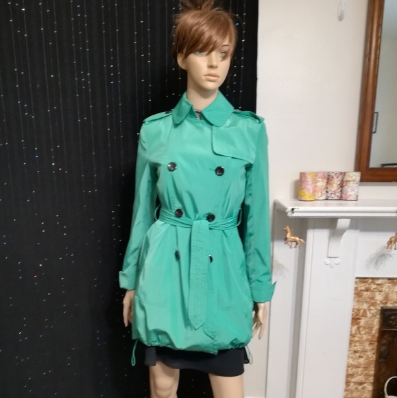 Vince Camuto Jackets & Blazers - Vince Camuto rain gear